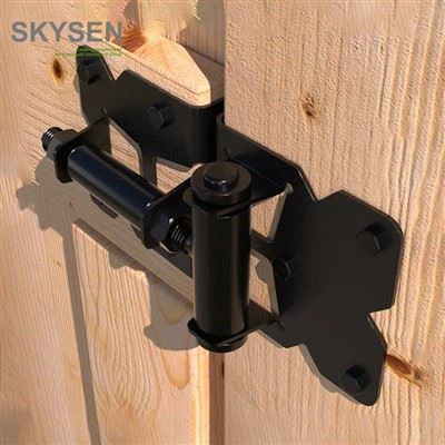 Само затваряне на дървени портата